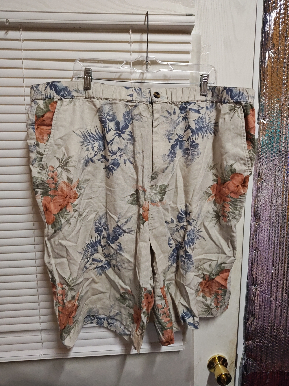 King Size Men's Floral Flat Front Shorts - Cream with Blue & Coral Floral